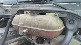 2647130 For 2000 Freightliner Century 120 Radiator Overflow Tank Oh