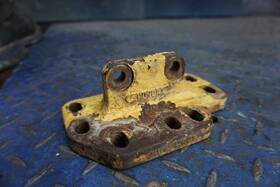 236-4589 Caterpillar 2005 C13 Engine Support Bracket P/n