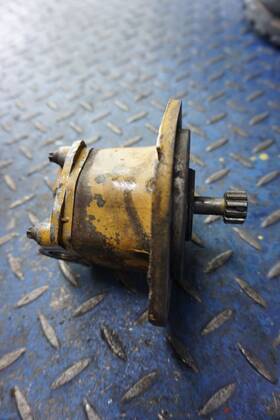 266-2522 Caterpillar 2005 C13 Fuel Transfer Tube P/n