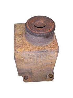 9n3242 Caterpillar Used 3306 Thermostat Housing - 9n3242 Caterpillar Used 3306 Thermostat Housing -