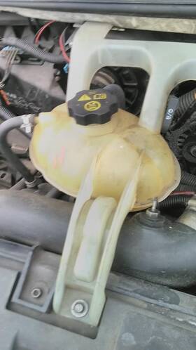 3659621 Chevrolet 2405384 Replaces Express 4500 2011 Radiator Overflow Tank