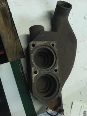 3633893 Cummins 2381981 3335393 N14 Celect Thermostat Housing