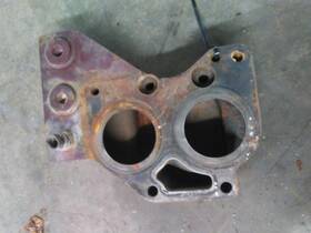 3692582 Cummins 2435077 Replaces 3681408 Qsx15 Thermostat Housing