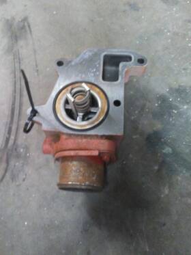 3776779 Cummins 2506453 3694749 X15 Epa 17 Thermostat Housing