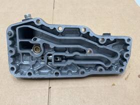 3970201 Cummins Genuine Isb 6.7l Oil Filter Housing Oem