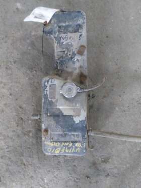 3559316 Ford 2315027 Ltl9000 Radiator Overflow Tank 1993