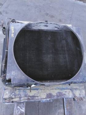 3597767 Ford 2349893 Lt9000 1990 Radiator Assembly