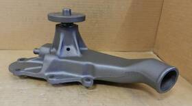 D5te-8505ea Ford 1975-78 Truck B F C Cf Ln 330 5.4l New Water Pump 5/8 Inch Pipe