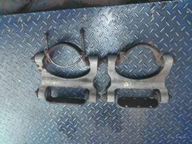 04-19335 Freightliner Truck Exhaust Hanger Bracket Price Per Unit P/n