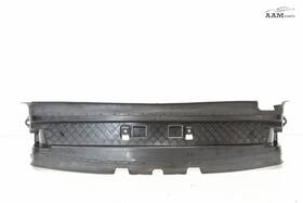 05-33032-000 Freightliner 2018-2024 Cascadia Engine Radiator Recirculation Shield Oem