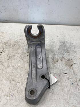 0530928000 Freightliner 2015 Cascadia Radiator Brackets 647-10289