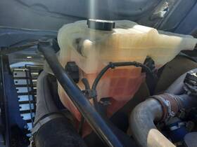 3398644 Freightliner 2172147 Cascadia 125 Radiator Overflow Tank 2016