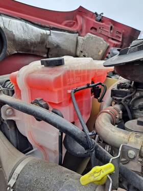 3504407 Freightliner 2266383 Cascadia 113 Radiator Overflow Tank