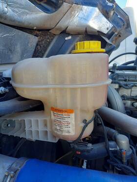3534746 Freightliner 2293569 Cascadia 126 Radiator Overflow Tank 2020