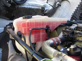 3547811 Freightliner 2304591 Cascadia 125 Radiator Overflow Tank 2014 3547811 Freightliner 2304591 Cascadia 125 Radiator Overflow Tank 2014