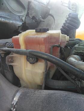 3573827 Freightliner 2327779 Cascadia 125 Radiator Overflow Tank