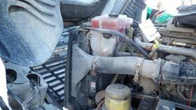 3604546 Freightliner 2355483 Cascadia 125 Radiator Overflow Tank 2017
