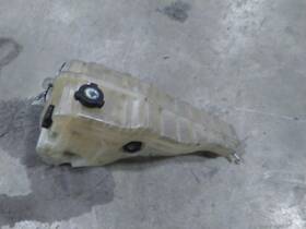 3610761 Freightliner 2361264 Cascadia 113 Radiator Overflow Tank 2010