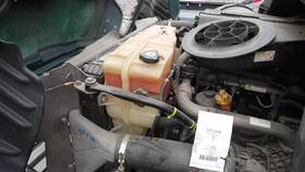 3622859 Freightliner 2372484 Cascadia 113 Radiator Overflow Tank 2015