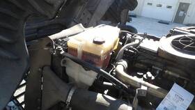3622981 Freightliner 2372606 Cascadia 125 Radiator Overflow Tank 2014