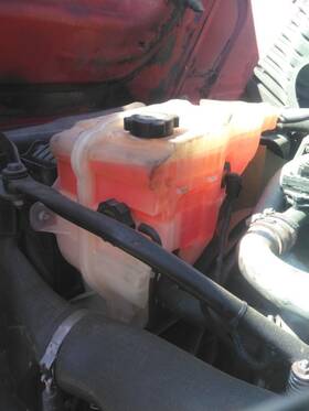 3643714 Freightliner 2391249 Cascadia 125 Radiator Overflow Tank 2014