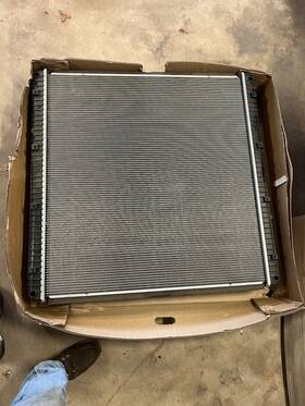 2400971al Freightliner Cascadia Radiator