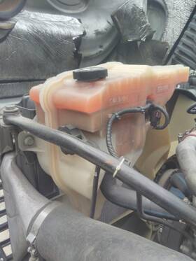 3658635 Freightliner 2404479 Cascadia 125 Radiator Overflow Tank 2018