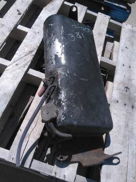 3697375 Freightliner 2439514 Radiator Overflow Tank