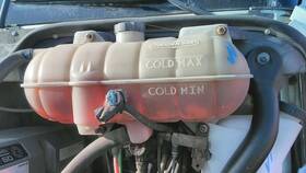 3804374 Freightliner 2525466 Columbia 120 Radiator Overflow Tank
