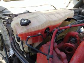 3910174 Freightliner 2603014 For 2016 Cascadia 125 Radiator Overflow Tank