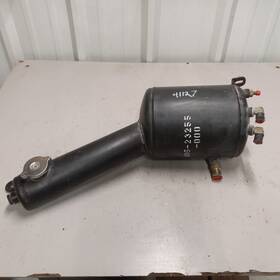 A05-23255-001 Freightliner A05-23255-000 Metal Coolant Reservoir/surge Tank For A 926 Engine