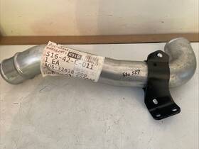 A05-32828-000 Freightliner Genuine Engine Coolant Tube New Oem