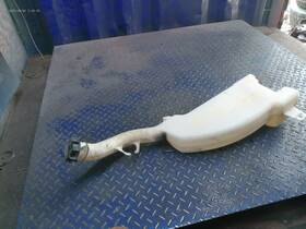 A22-60952-001 Freightliner Cascadia Windshield Washer Reservoir P/n