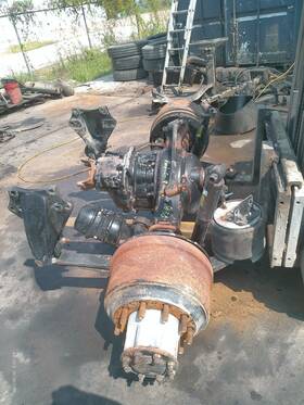 S11-21808-370 Freightliner Cascadia Axle Housing Differential Ratio 3.70 P/n