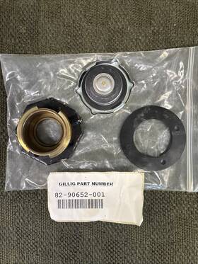 82-90652-001 Gillig Surge Tank Pressure Regulator Valve #82-90652-001 Sixteen Pounds Relief