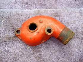 3827369 Gm Original 63 - 69 Corvette Thermostat Housing Water Outlet Jd-75
