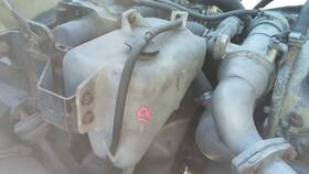 3923583 Hino 2614470 For 2010 338 Radiator Overflow Tank