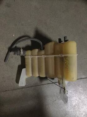3336407 International 2115585 4300 Radiator Overflow Tank