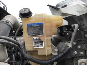 3486418 International 2251089 Rh Radiator Overflow Tank