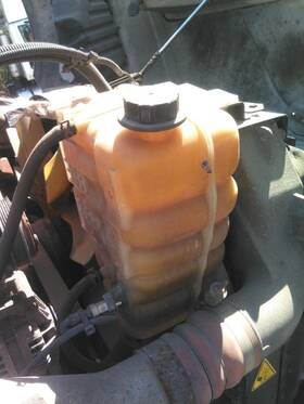 3642830 International 2390380 Prostar 113 Radiator Overflow Tank 2015