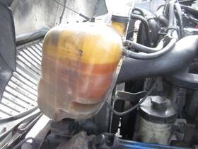 3747000 International 2482222 4300 Radiator Overflow Tank
