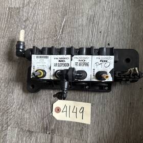 2506713c91 International 2505592c1 Prostar Air Brake Solenoid Valve P/n