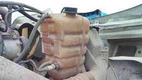 3853435 International 2568556 Prostar 122 Radiator Overflow Tank