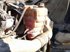 3857072 International 2571664 Prostar 122 Radiator Overflow Tank