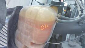 3882729 International 2588714 4300 Radiator Overflow Tank