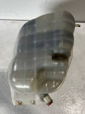 2591625c92 International 2009 4400 Coolant Reservoir 619-11803