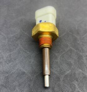 4019236c4 International Genuine Oem Gauge Low Coolant Sensor Temperature Sender