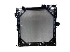 800-38960 International 4302756c1 Lt Radiator