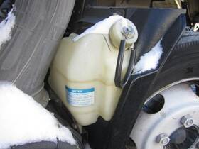 3590004 Isuzu 2342659 Npr Hd Radiator Overflow Tank 2015