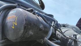 3808419 Kenworth 2529182 T2000 Radiator Overflow Tank